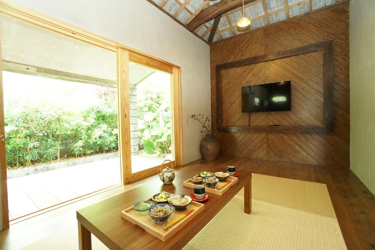 Suite Villa Mok Ogimi Ngoại thất bức ảnh